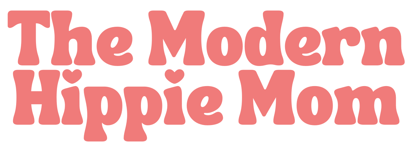 The Modern Hippie Mom logo